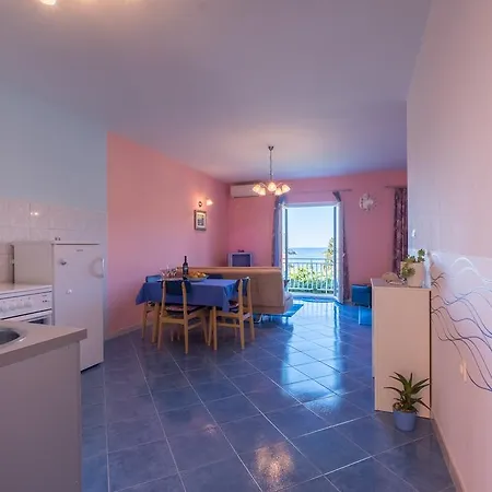 Saulan Apartment