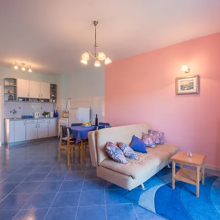 Apartment Saulan Molunat